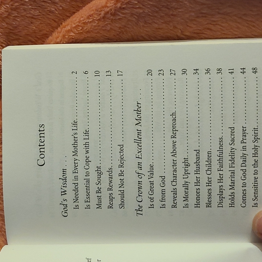 Bundle Of Books - Picture 5 of 13
